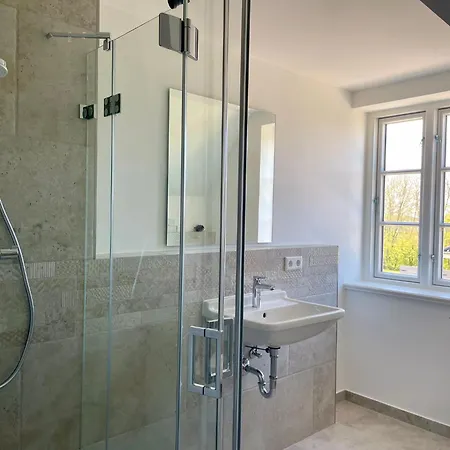 Reetruhe Vakantiehuis *